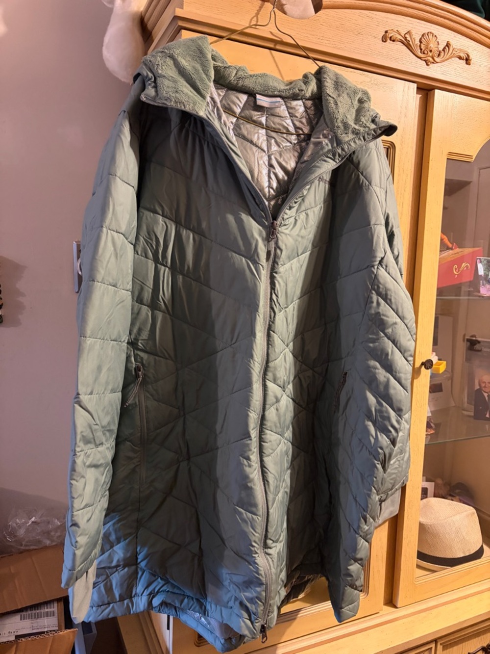 Columbia Women's Light Green Quilted Hooded Puffer Coat